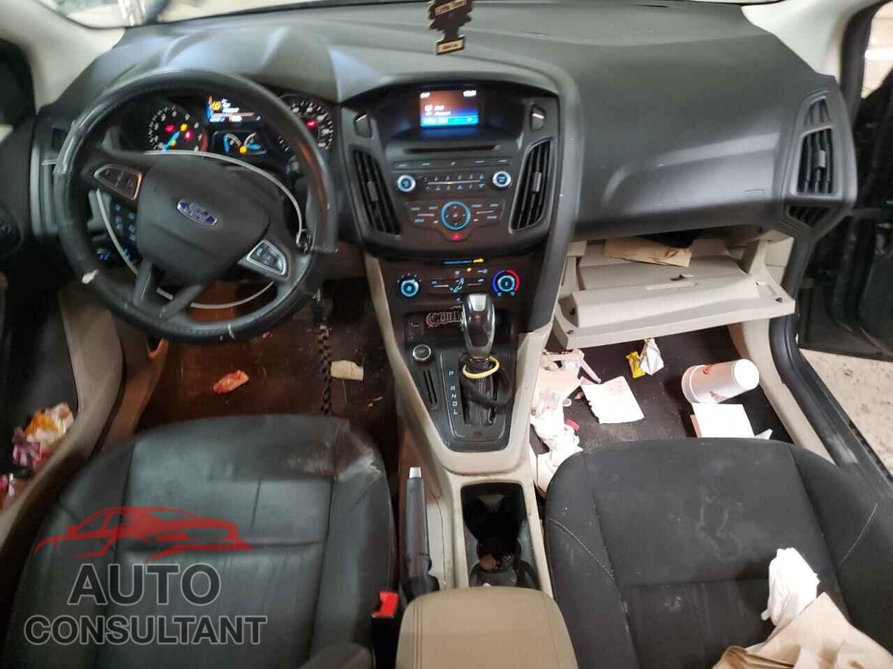 FORD FOCUS 2015 - 1FADP3F25FL249530