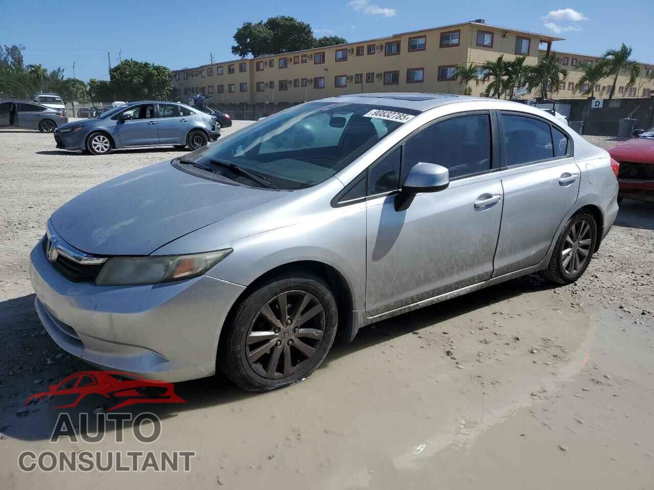 HONDA CIVIC 2012 - 2HGFB2F98CH516632