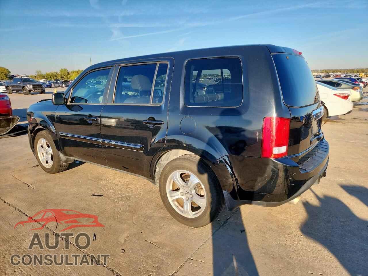 HONDA PILOT 2013 - 5FNYF3H62DB006272