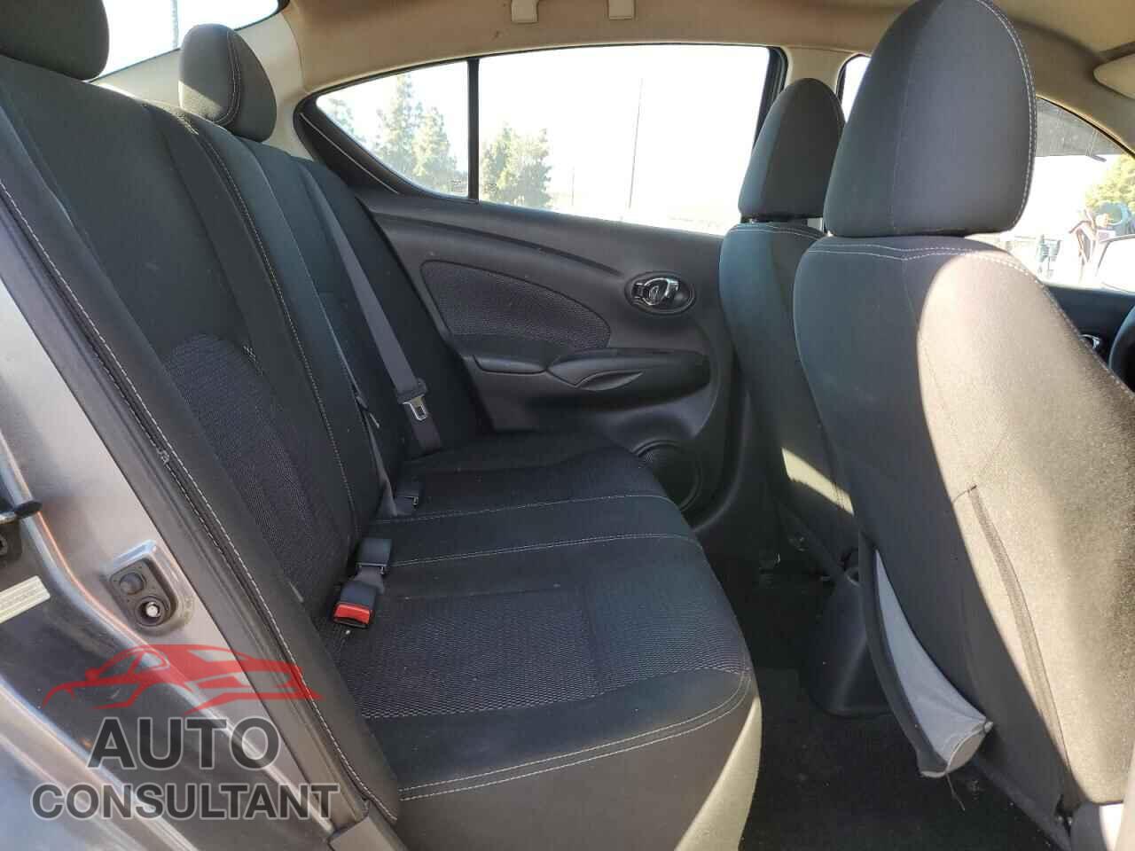 NISSAN VERSA 2017 - 3N1CN7AP1HL842625
