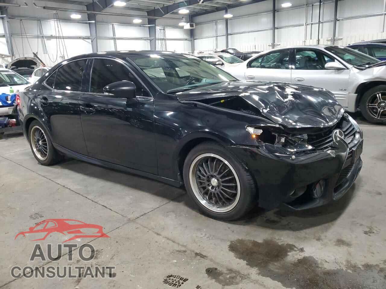 LEXUS IS 2014 - JTHCF1D22E5005108