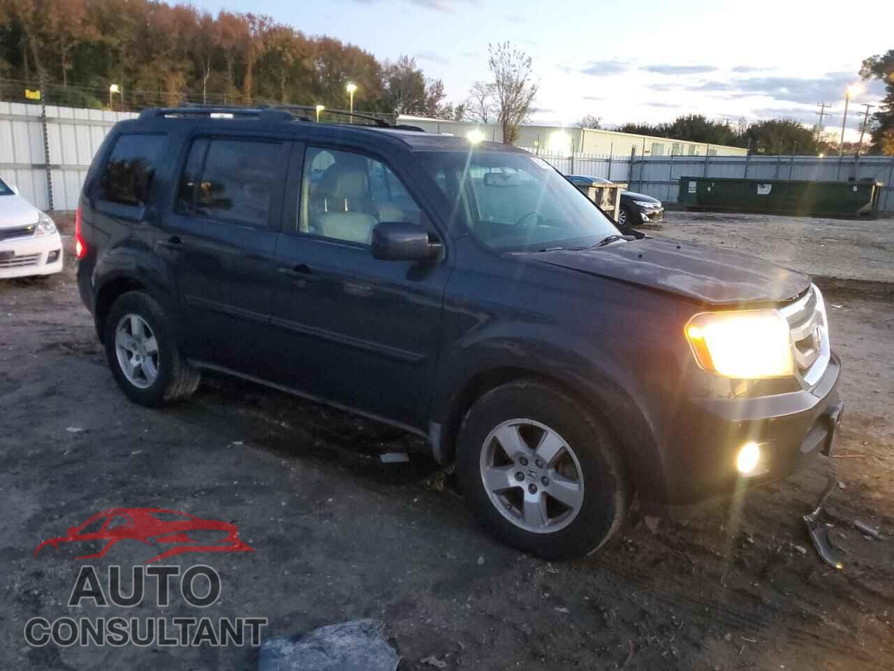 HONDA PILOT 2011 - 5FNYF4H50BB088089