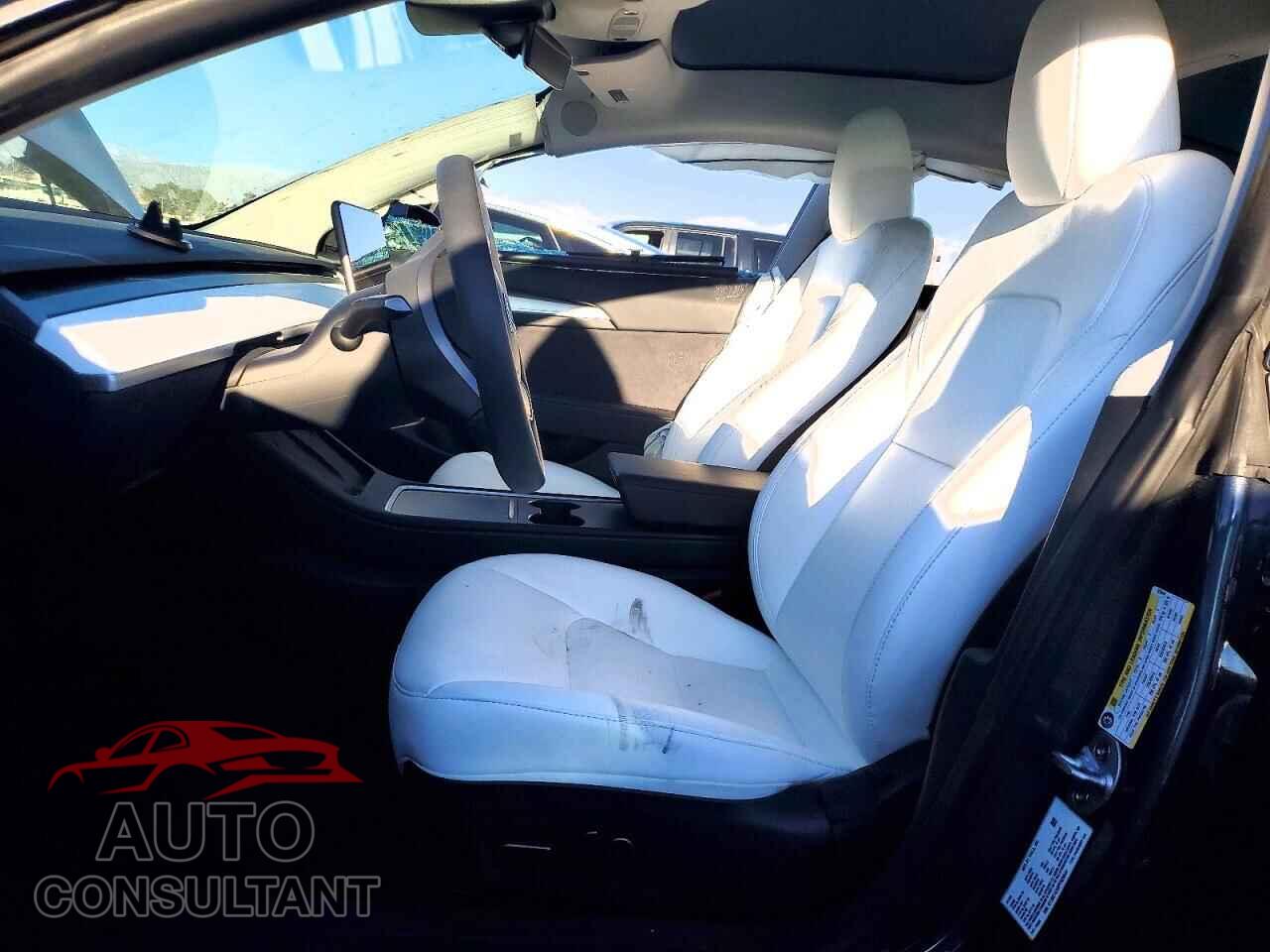TESLA MODEL 3 2023 - 5YJ3E1EA0PF626844