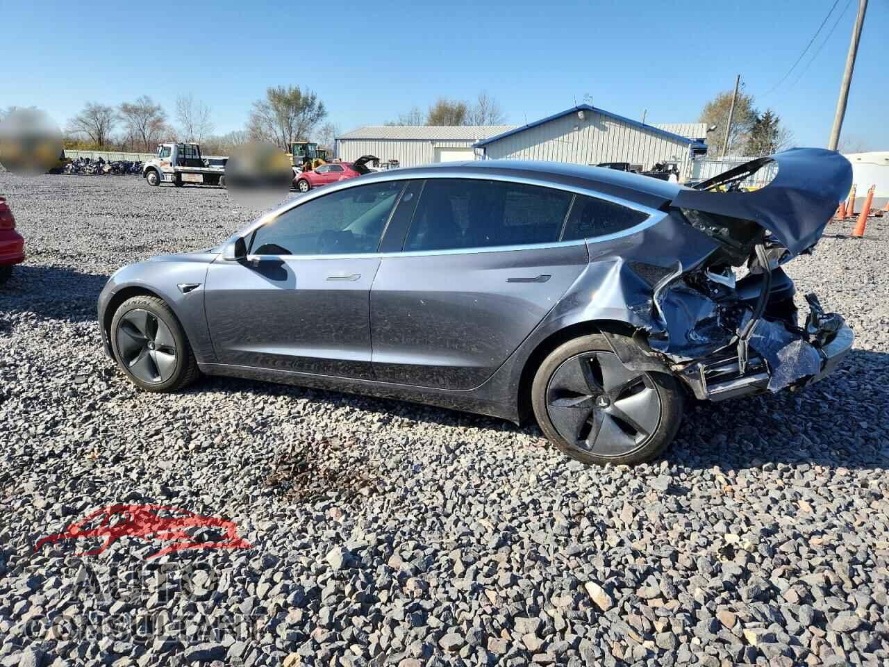 TESLA MODEL 3 2018 - 5YJ3E1EB2JF103745