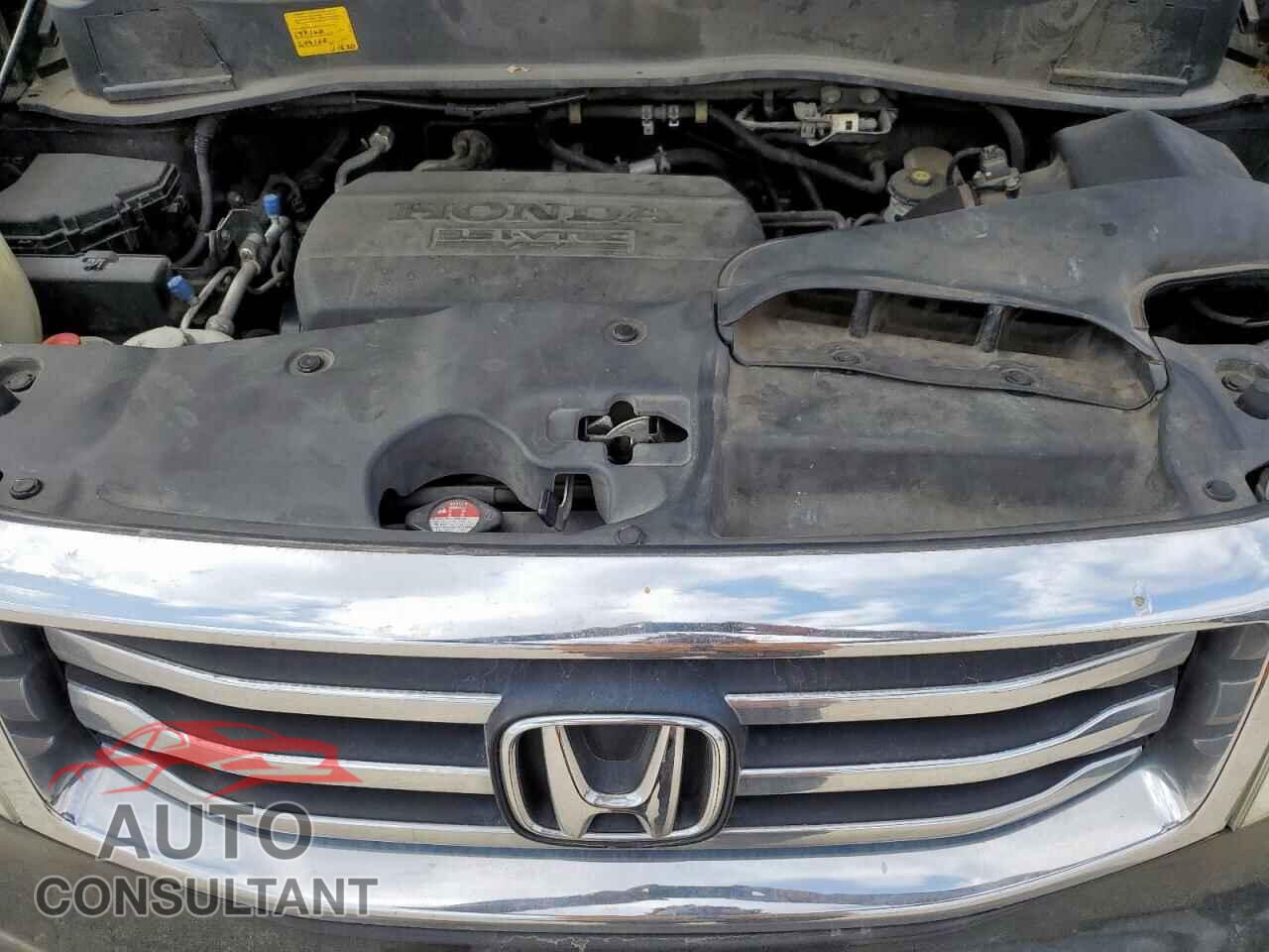 HONDA PILOT 2013 - 5FNYF3H25DB016615
