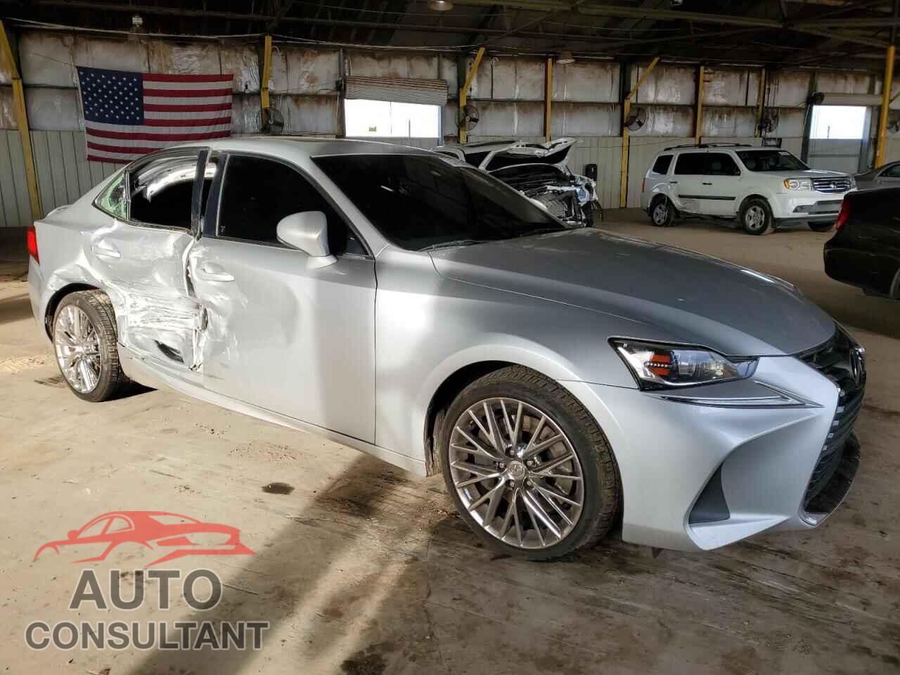 LEXUS IS 2017 - JTHBA1D24H5045415