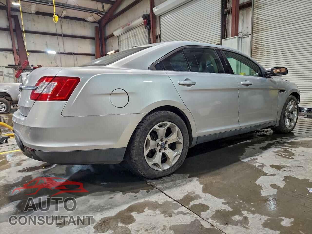 FORD TAURUS 2010 - 1FAHP2EW2AG158796