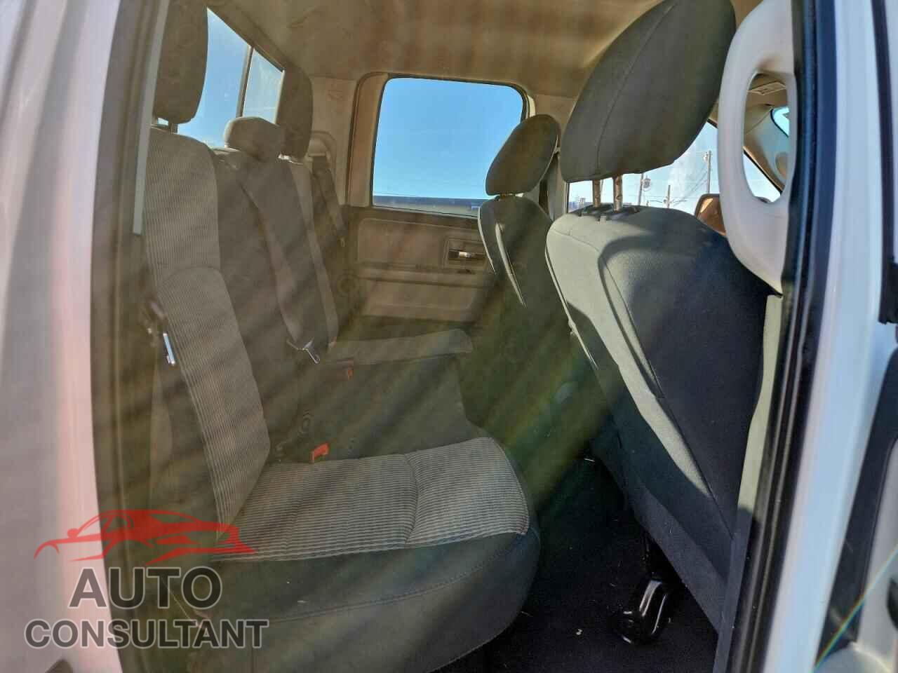 DODGE RAM 1500 2012 - 1C6RD6GP2CS100828