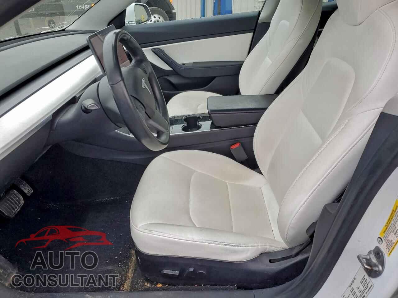 TESLA MODEL 3 2019 - 5YJ3E1EA2KF302044