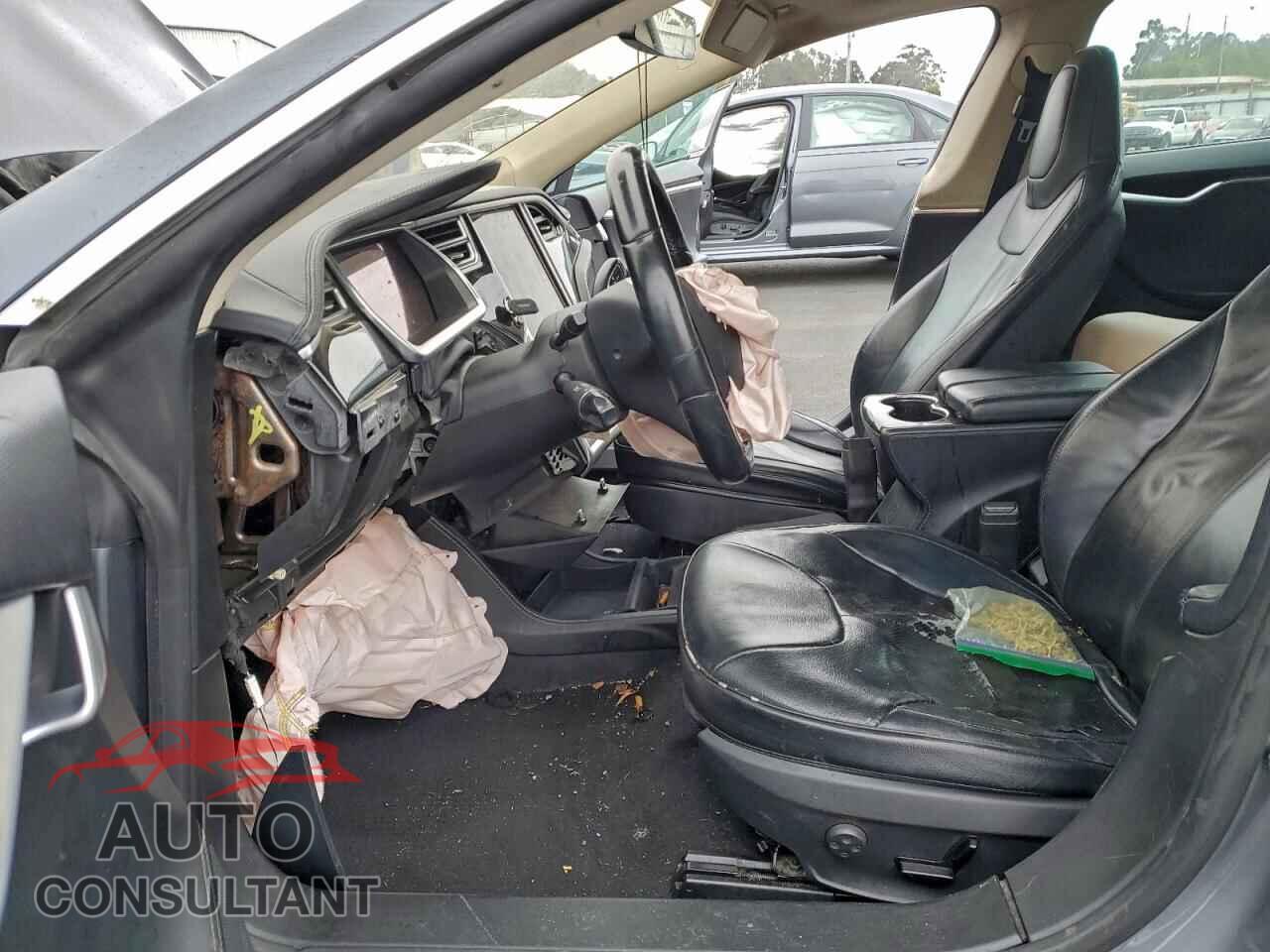 TESLA MODEL S 2014 - 5YJSA1S13EFP32729