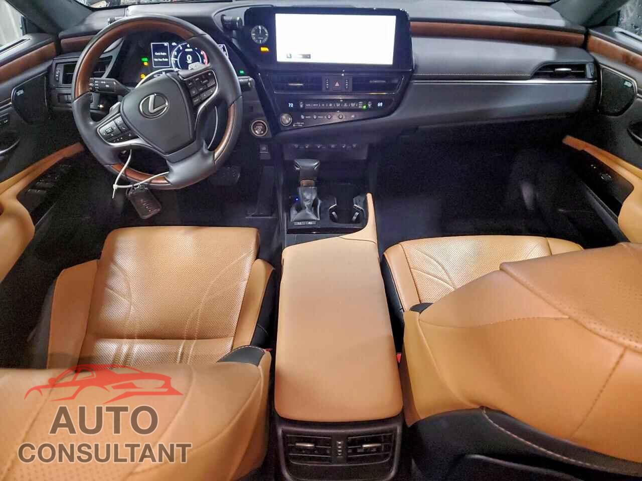 LEXUS ES300 2024 - 58AEA1C11RU037338