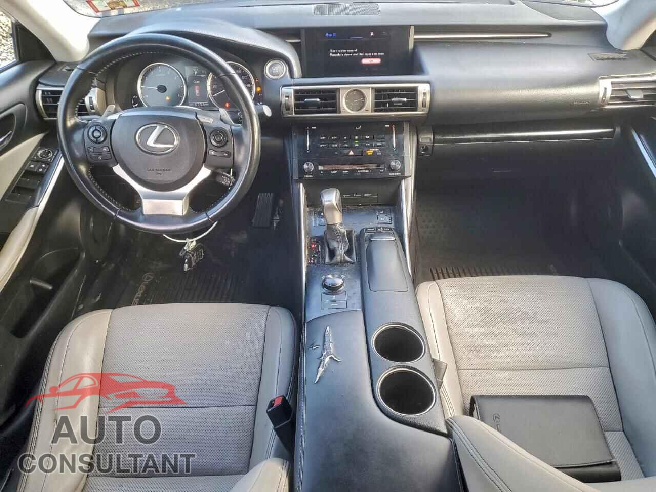 LEXUS IS 2014 - JTHCF1D26E5010716