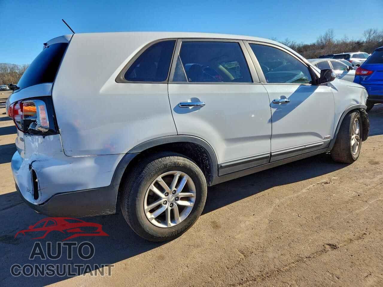 KIA SORENTO 2014 - 5XYKTCA61EG434093