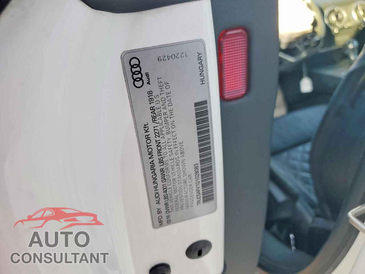 AUDI TT 2016 - TRUC5AFV1G1028083