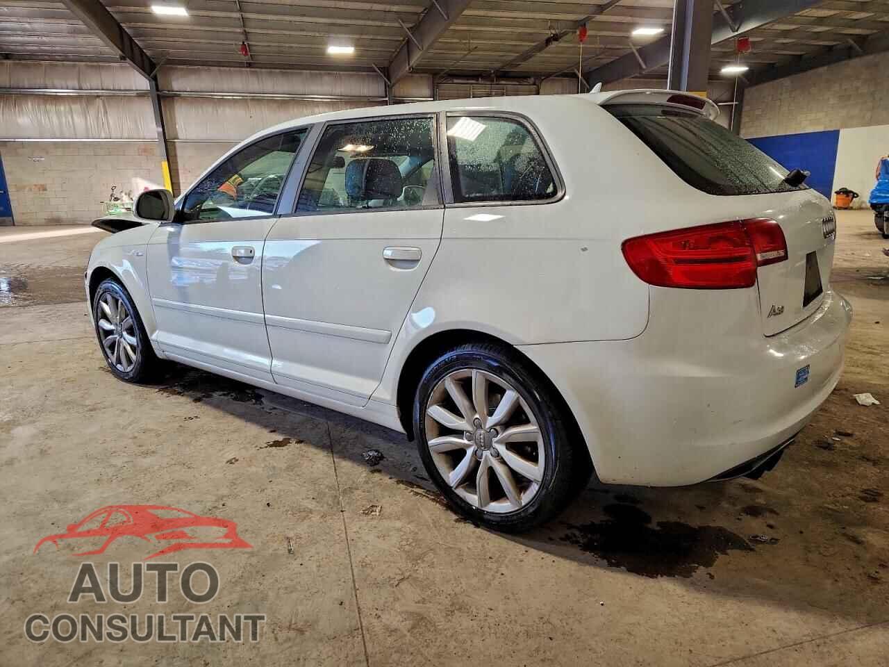 AUDI A3 2010 - WAUBEAFM3AA110933