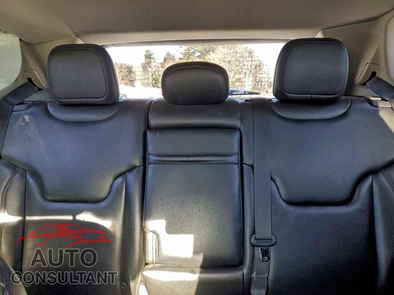 JEEP COMPASS 2018 - 3C4NJDCB4JT191921