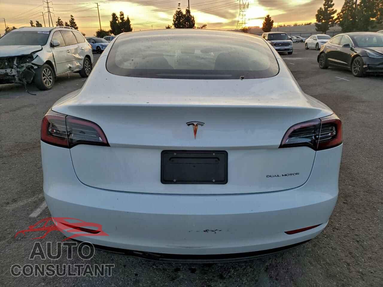 TESLA MODEL 3 2023 - 5YJ3E1EBXPF706953