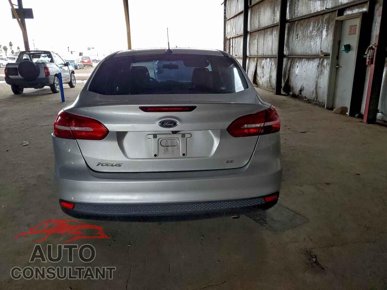 FORD FOCUS 2017 - 1FADP3F23HL343912