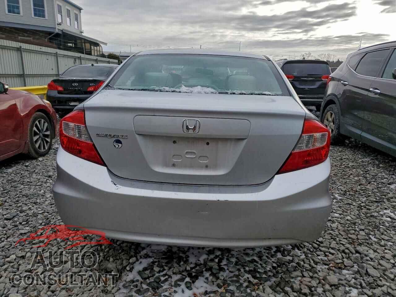 HONDA CIVIC 2012 - 2HGFB2F58CH604321