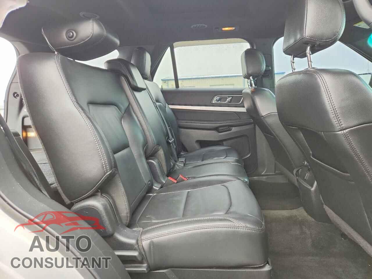FORD EXPLORER 2017 - 1FM5K8D87HGA65621