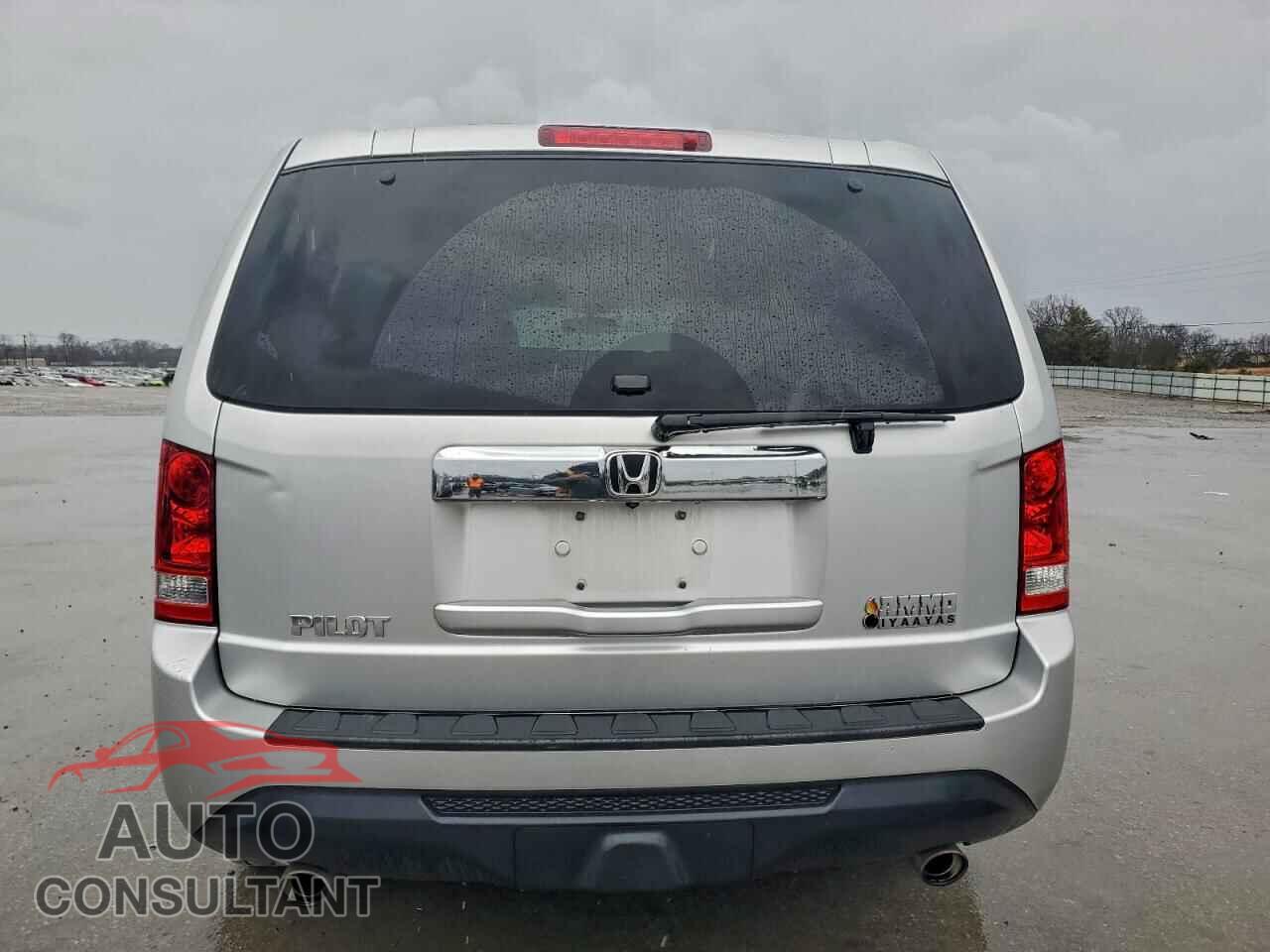 HONDA PILOT 2013 - 5FNYF3H62DB003775