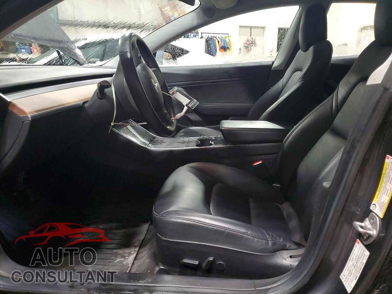 TESLA MODEL 3 2018 - 5YJ3E1EB4JF110261