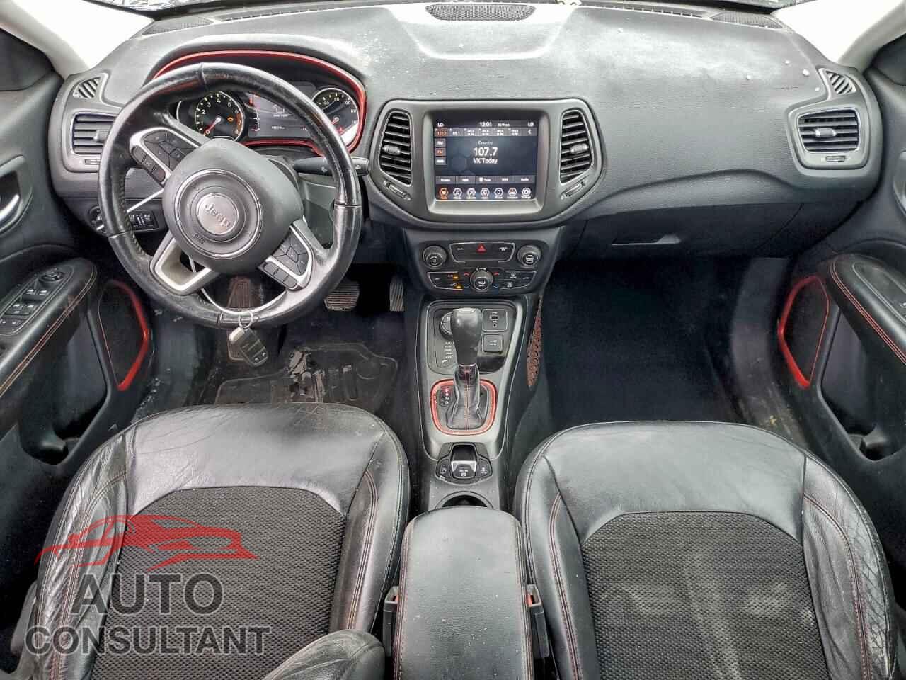 JEEP COMPASS 2017 - 3C4NJDDB5HT674813