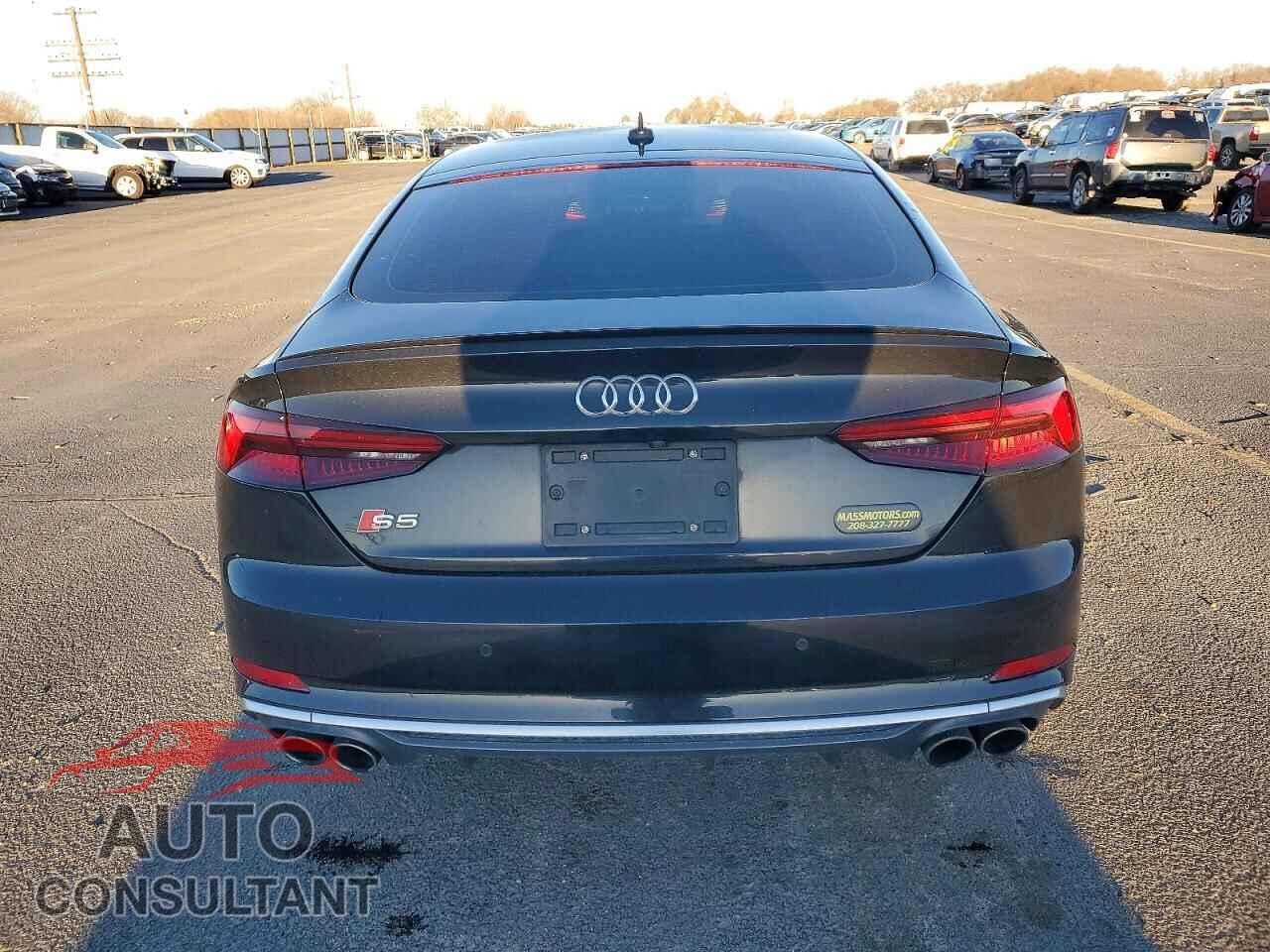 AUDI S5/RS5 2018 - WAUC4DF57JA094172