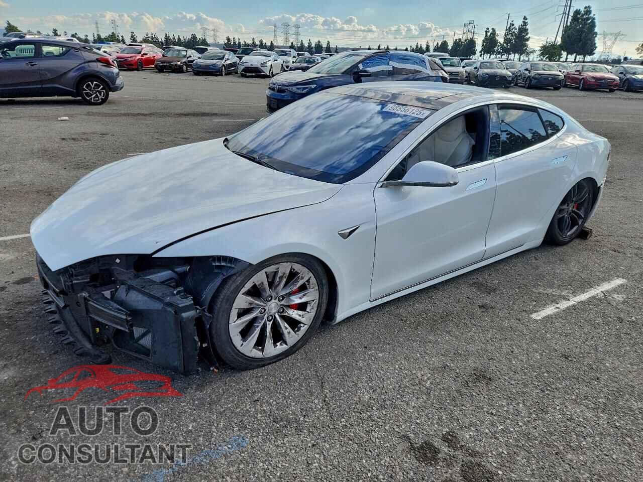 TESLA MODEL S 2018 - 5YJSA1E4XJF272193