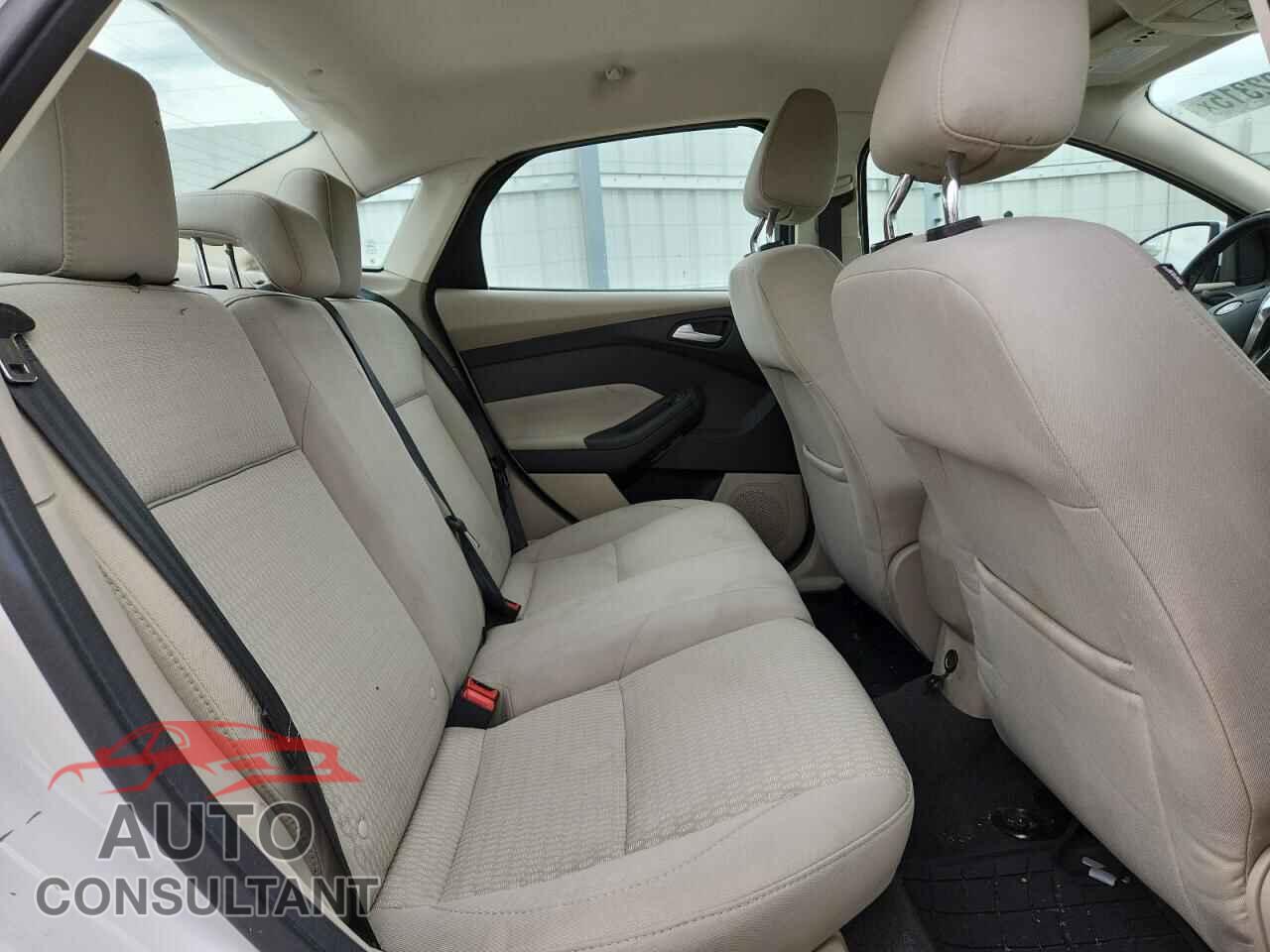 FORD FOCUS 2012 - 1FAHP3H2XCL373402