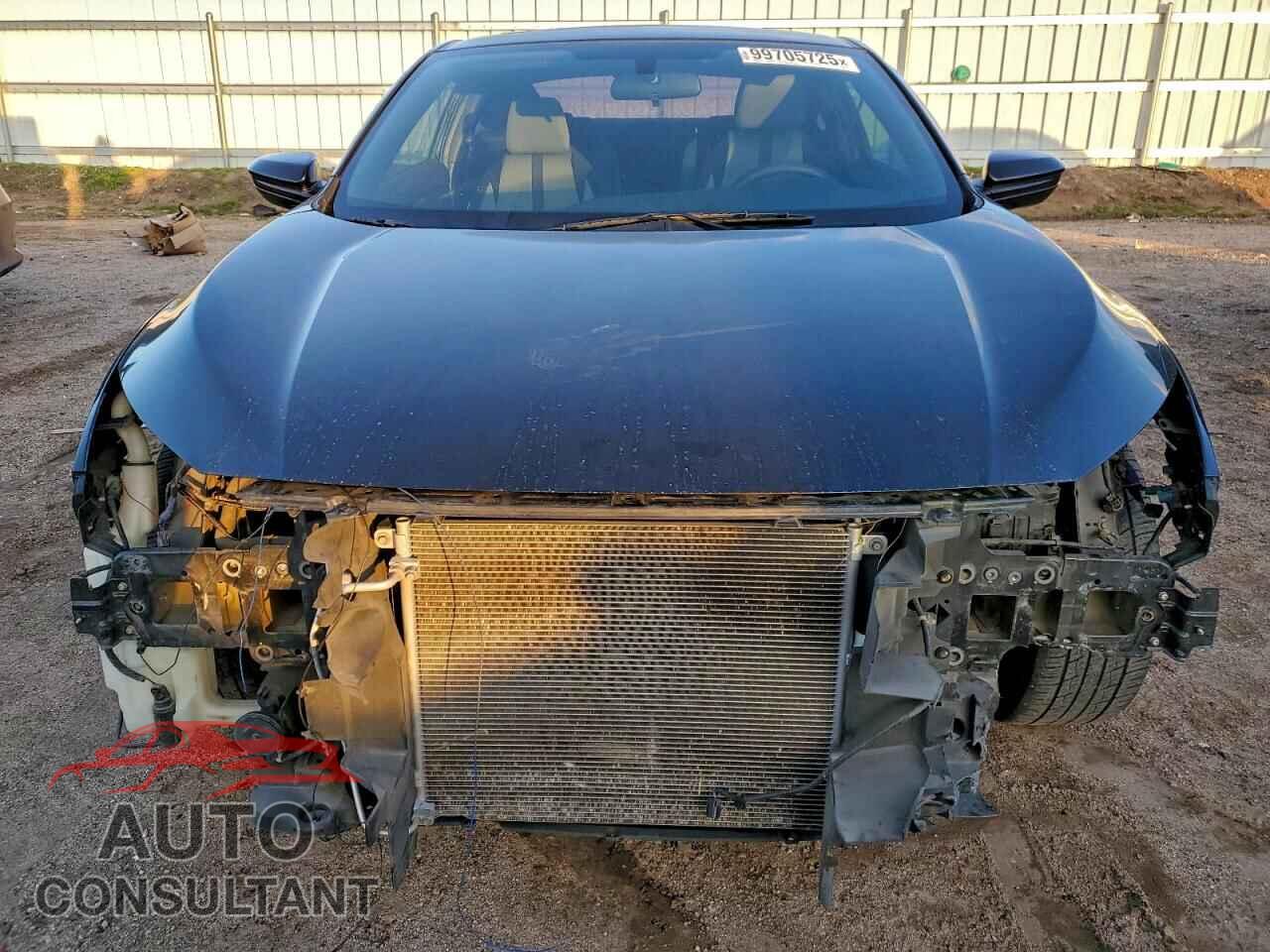 HONDA CIVIC 2018 - 2HGFC4B07JH309629