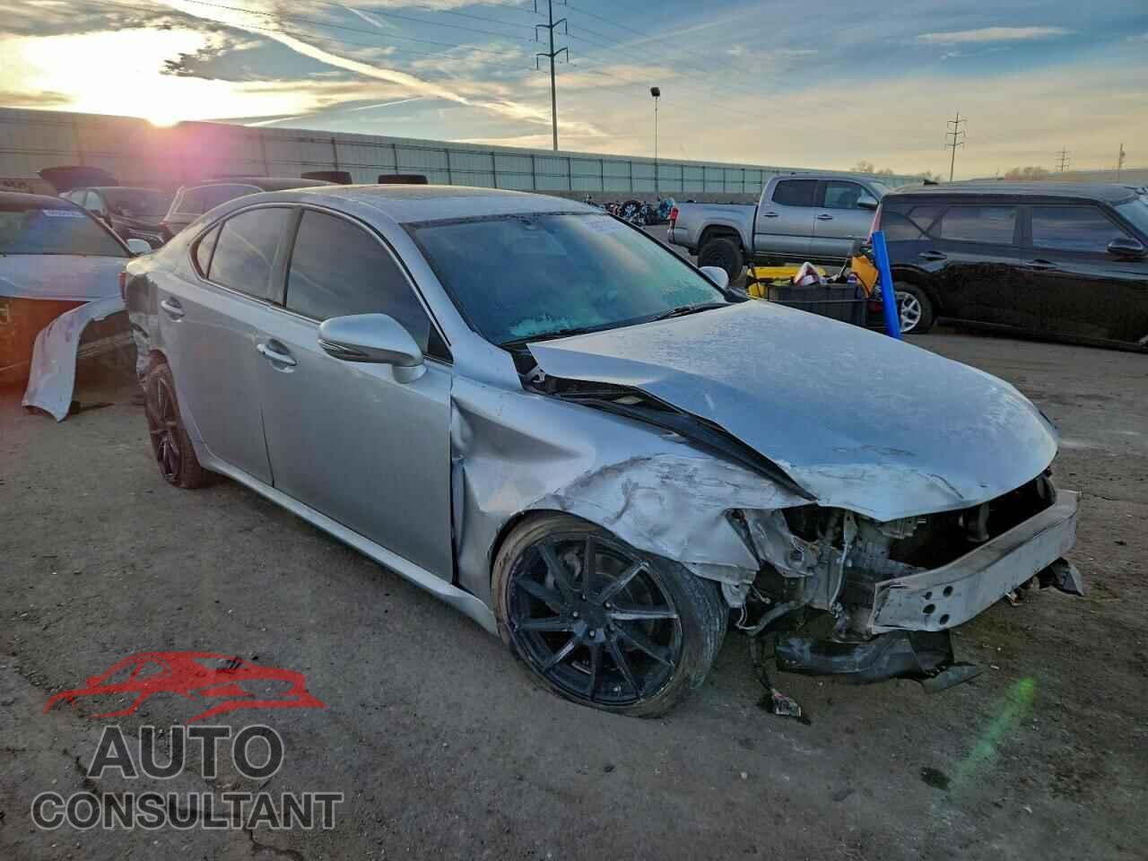 LEXUS IS 2010 - JTHCF5C2XA5037209