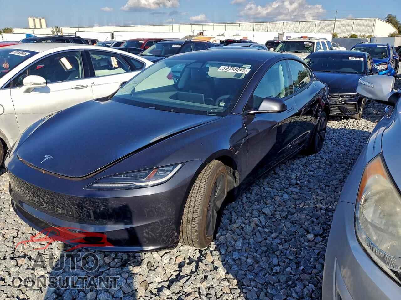 TESLA MODEL 3 2024 - 5YJ3E1EA1RF736837