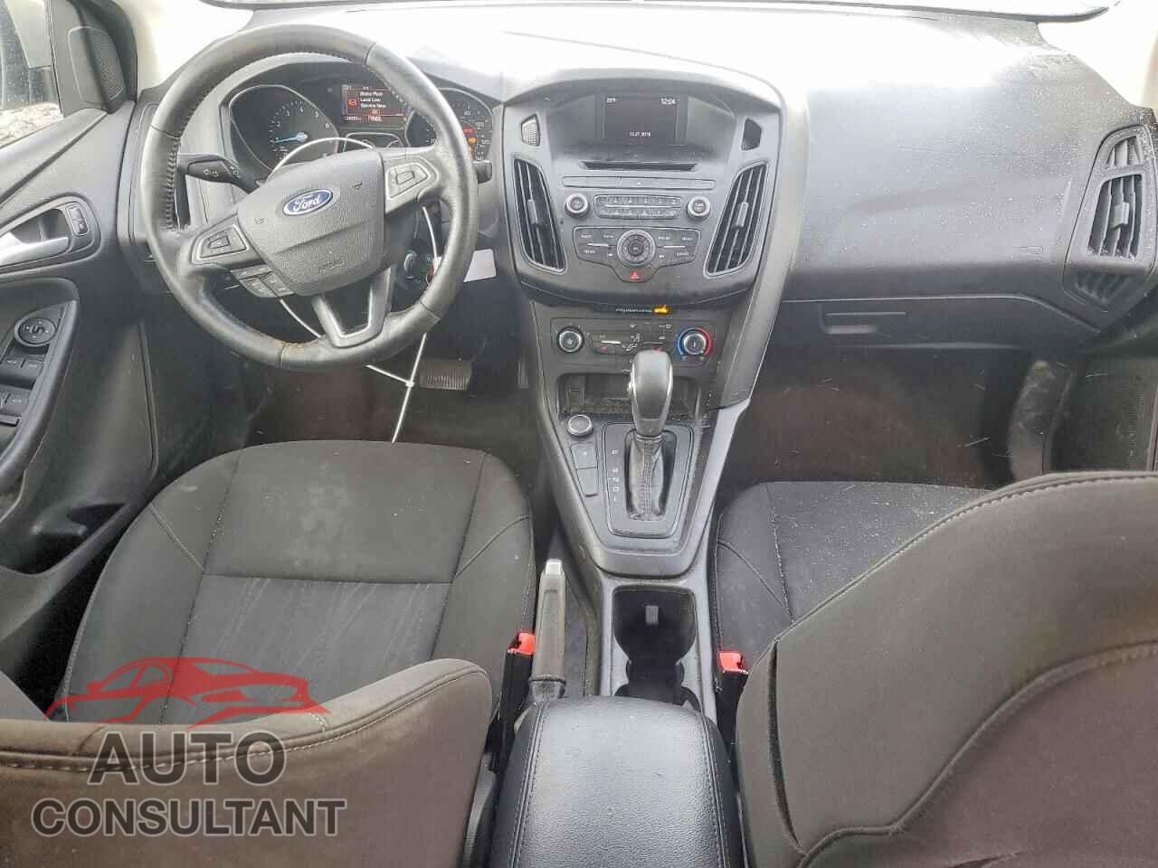 FORD FOCUS 2017 - 1FADP3F26HL204342