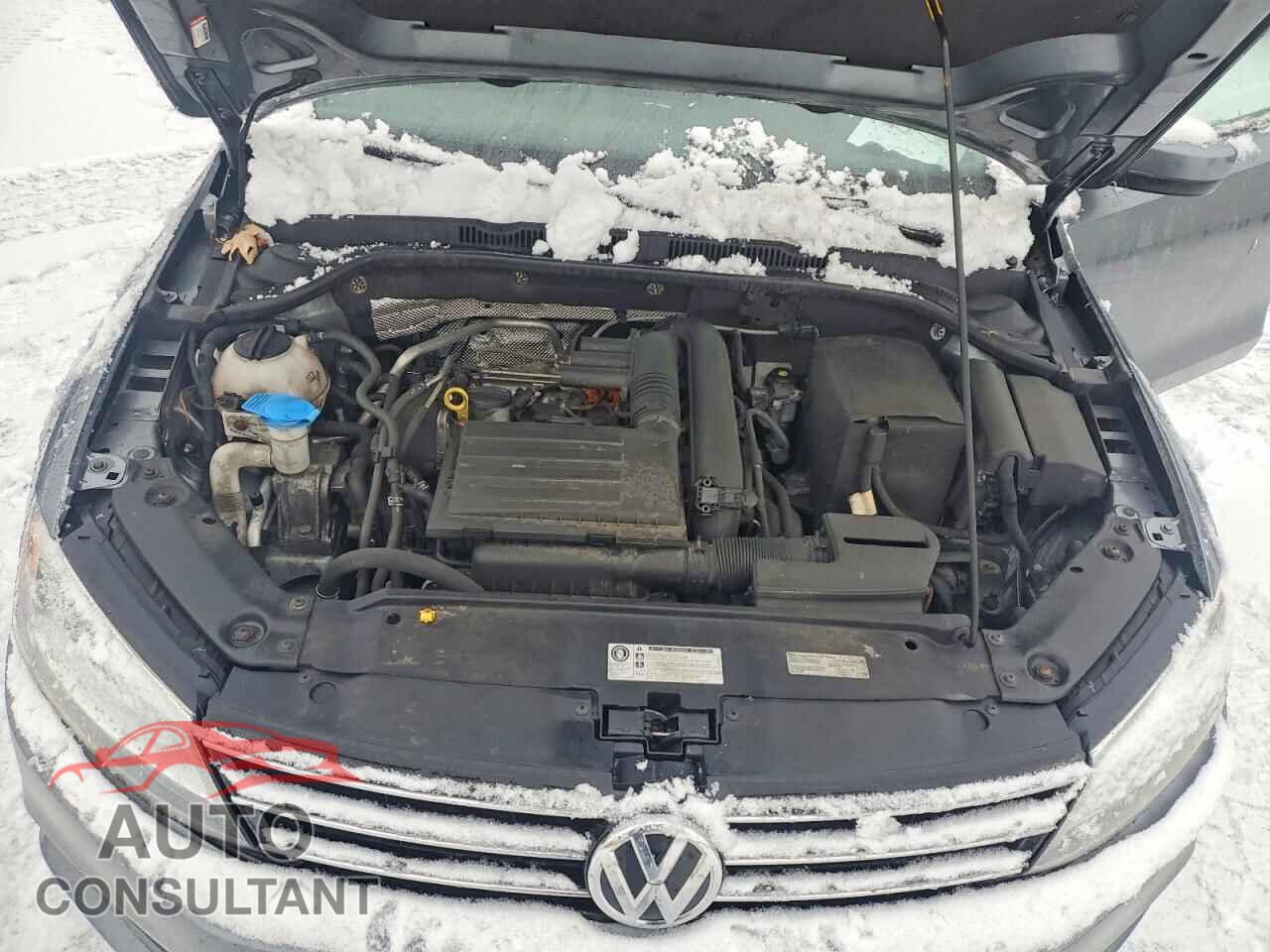 VOLKSWAGEN JETTA 2017 - 3VW2B7AJXHM341432