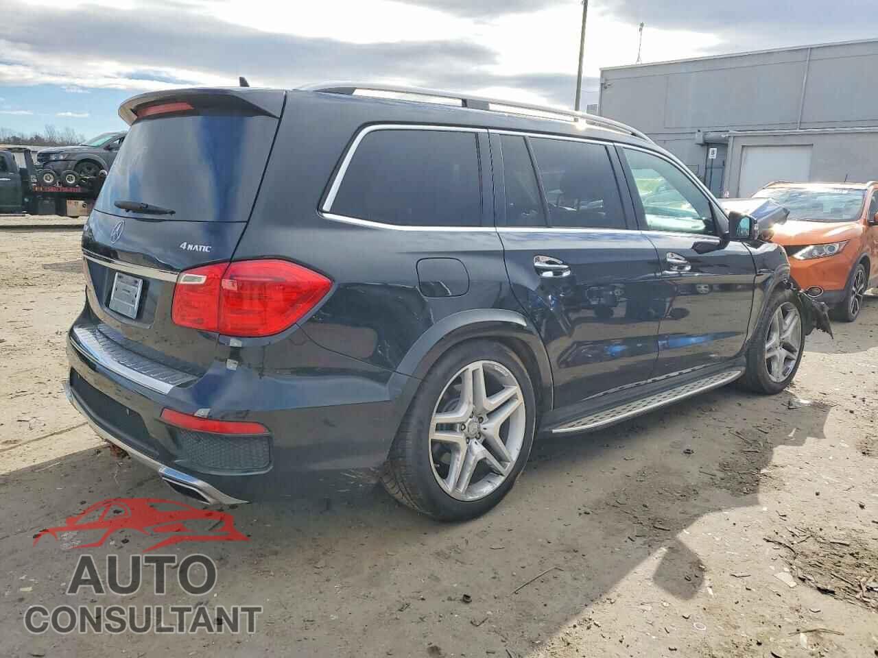 MERCEDES-BENZ GL-CLASS 2015 - 4JGDF7DE0FA500348