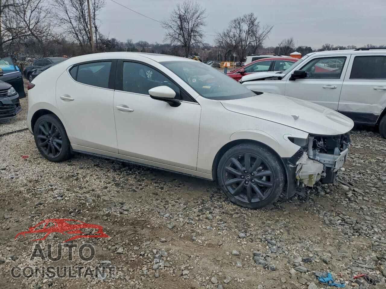 MAZDA 3 2021 - JM1BPAML6M1347198