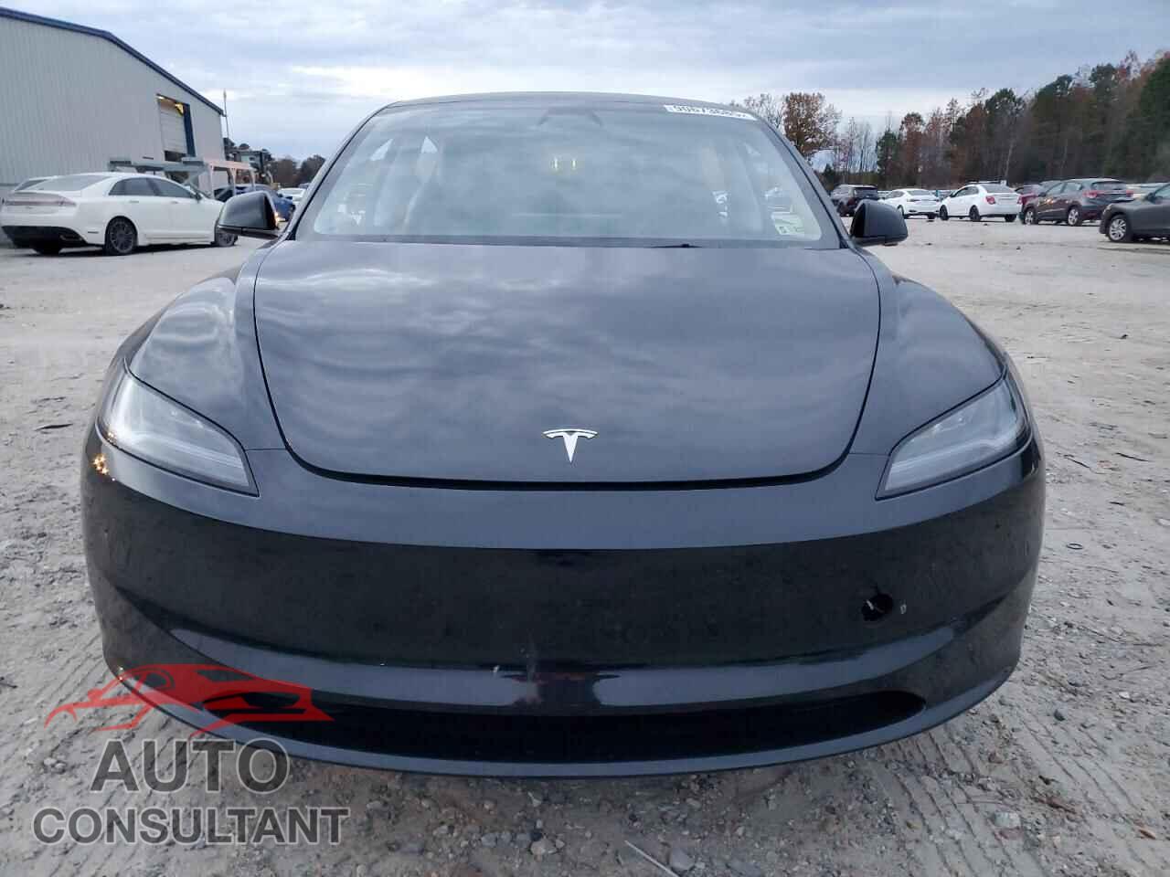 TESLA MODEL 3 2024 - 5YJ3E1EA0RF770901