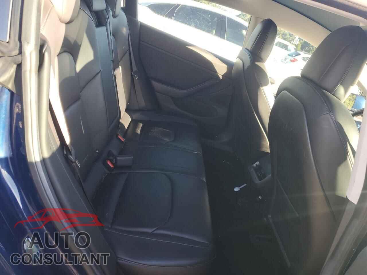 TESLA MODEL 3 2018 - 5YJ3E1EA5JF013688