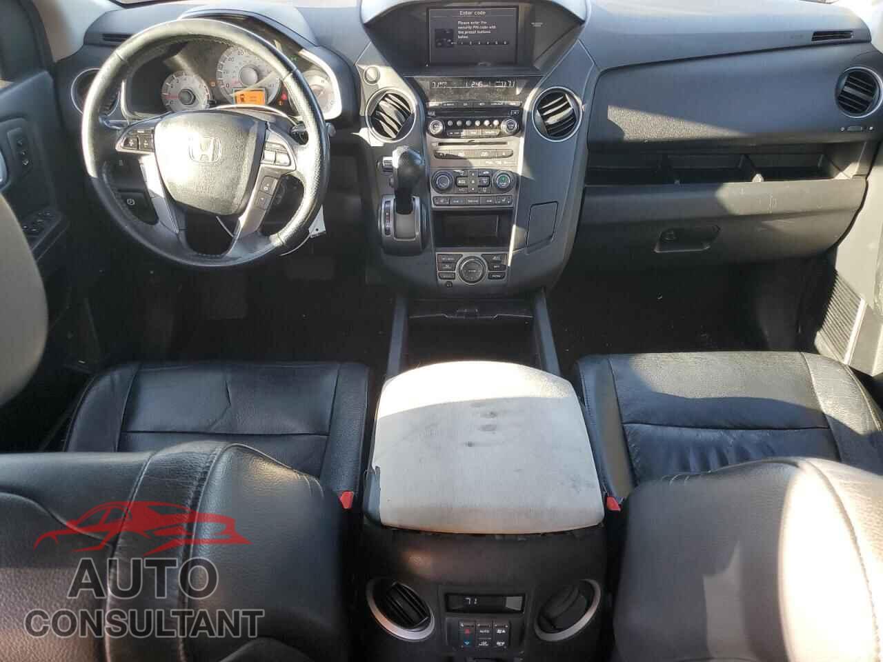 HONDA PILOT 2012 - 5FNYF3H90CB011088
