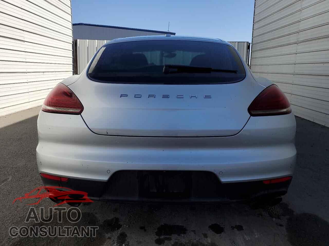 PORSCHE PANAMERA 2015 - WP0AD2A78FL040317