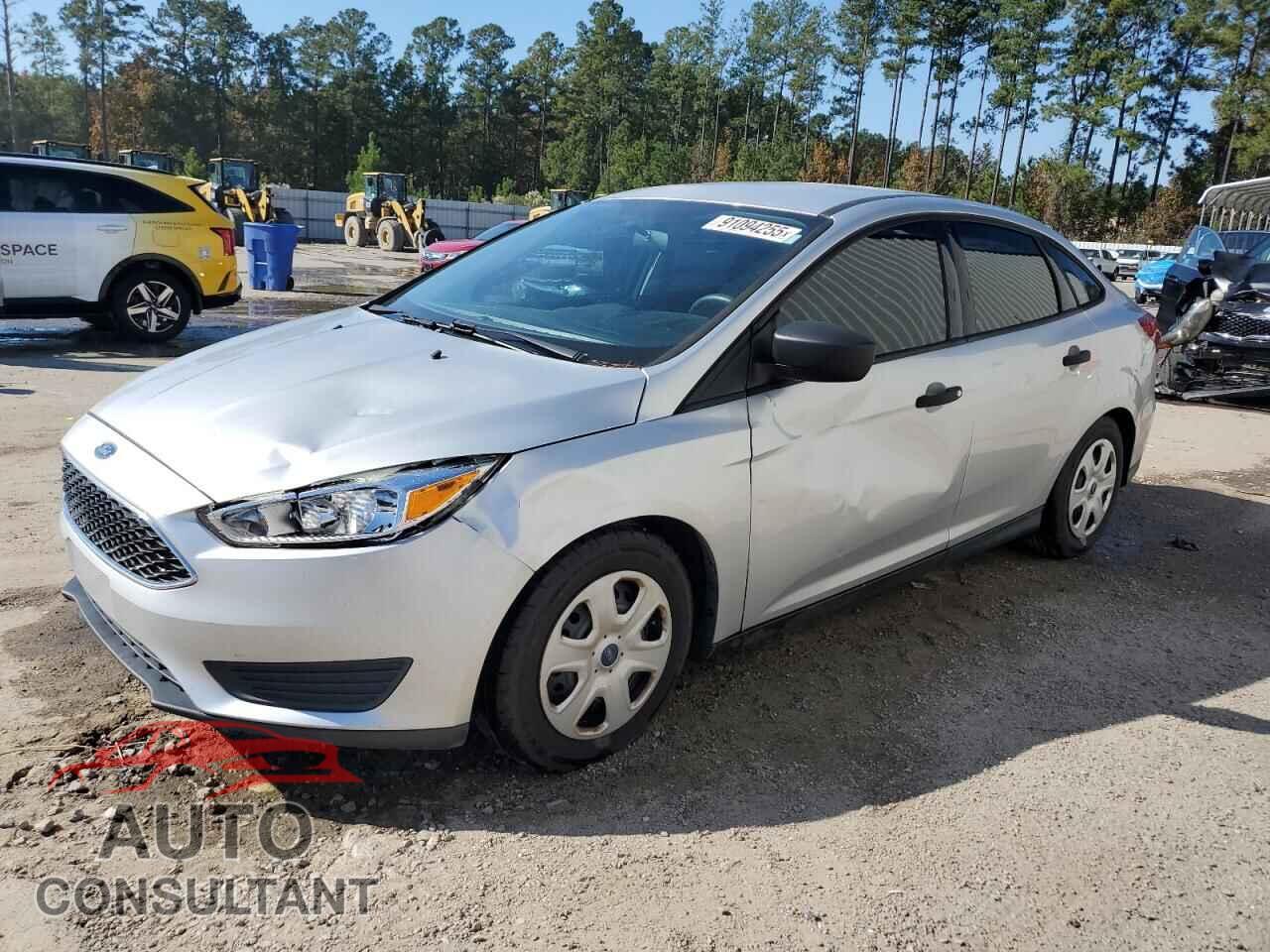 FORD FOCUS 2016 - 1FADP3E24GL304357