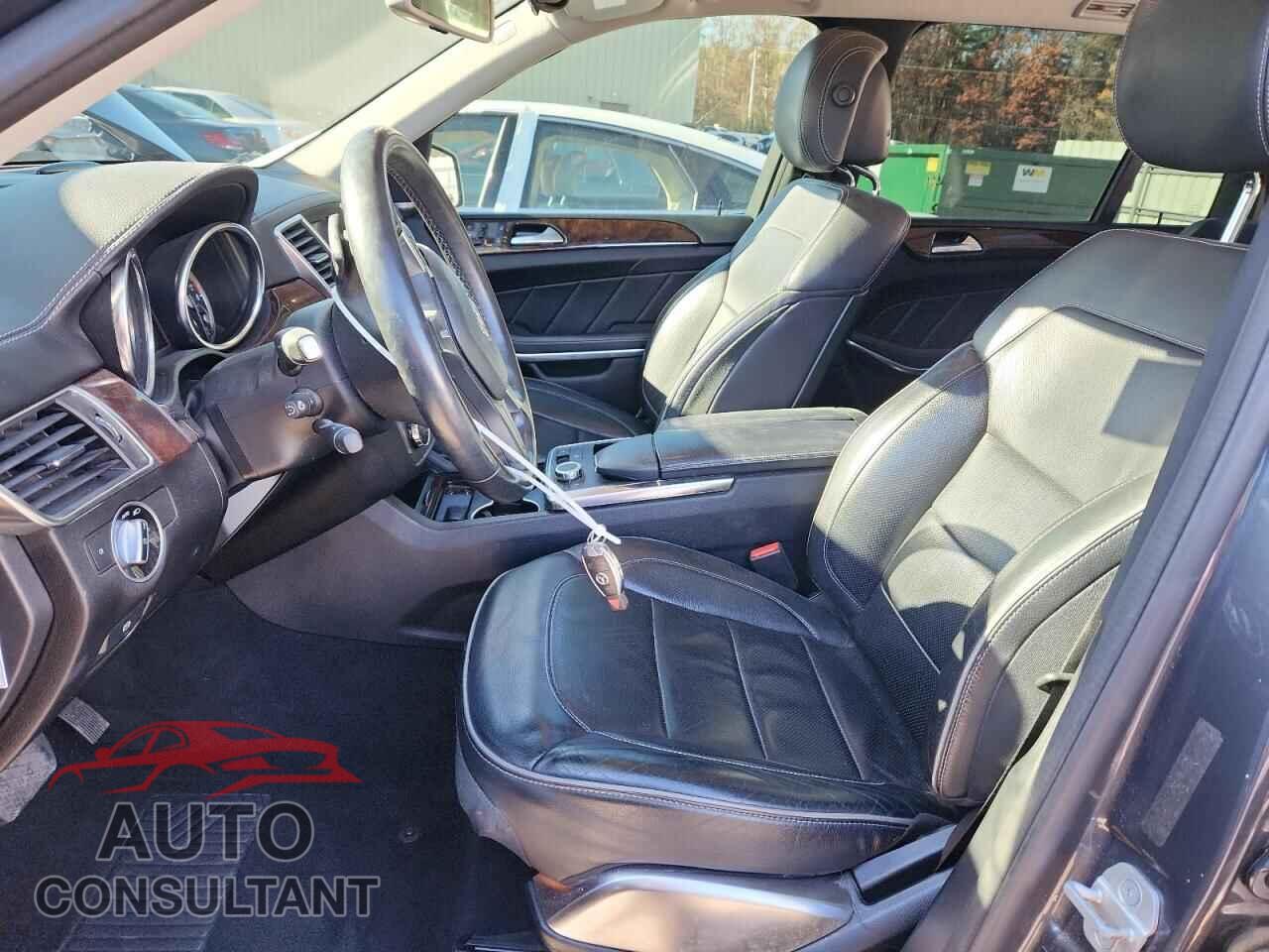 MERCEDES-BENZ GL-CLASS 2013 - 4JGDF7DEXDA180887
