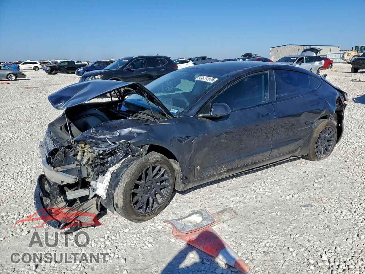 TESLA MODEL 3 2024 - 5YJ3E1EAXRF741180