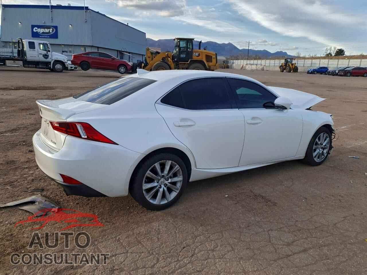 LEXUS IS 2015 - JTHBF1D26F5048699