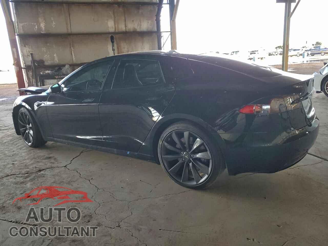 TESLA MODEL S 2017 - 5YJSA1E21HF196095