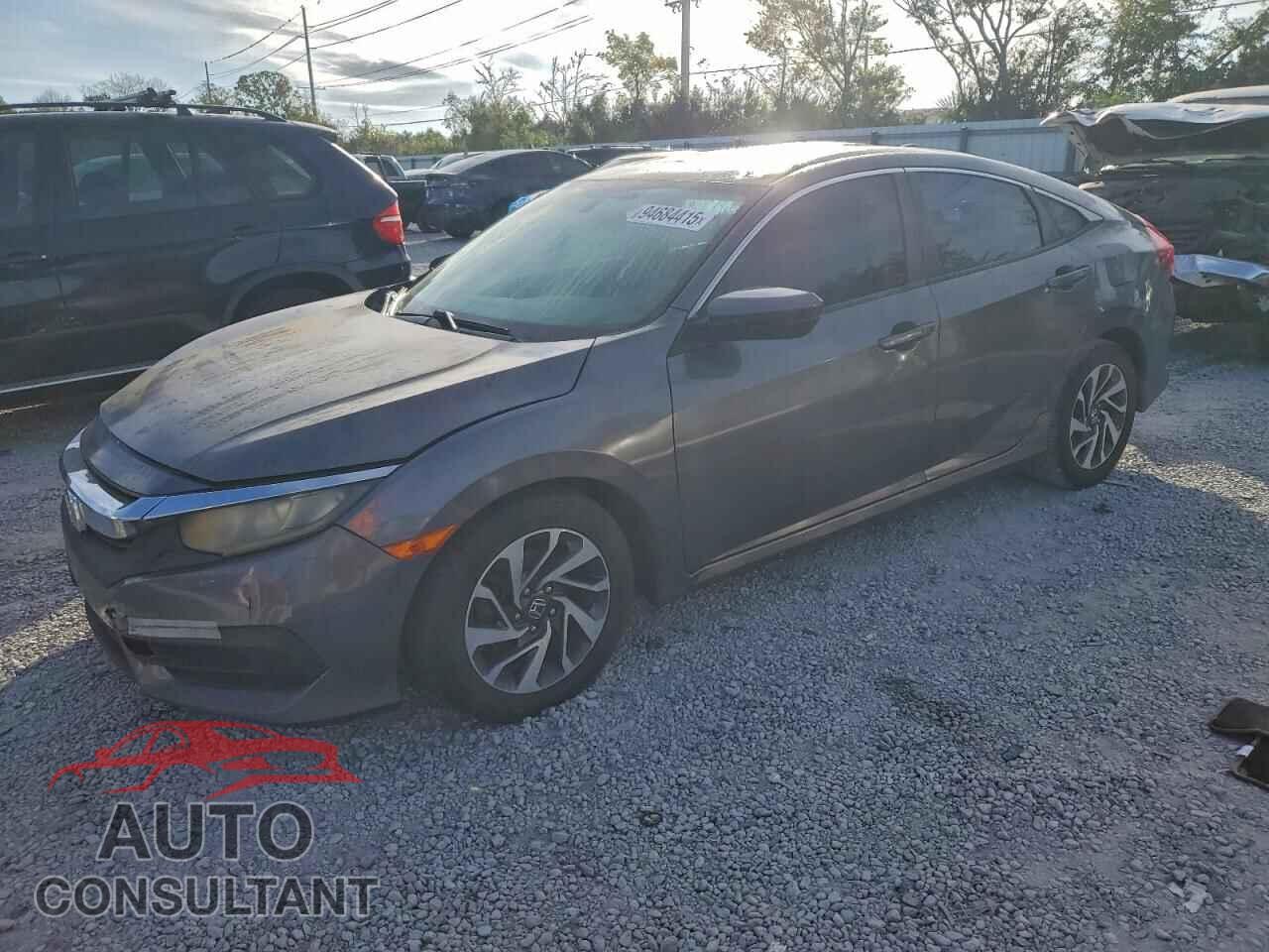 HONDA CIVIC 2018 - 2HGFC2F70JH586828
