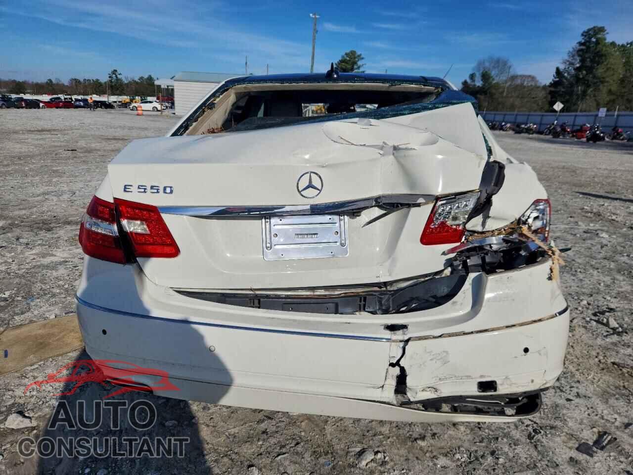 MERCEDES-BENZ E-CLASS 2011 - WDDHF7CB7BA379654