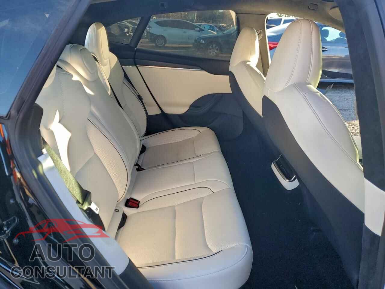 TESLA MODEL S 2023 - 5YJSA1E66PF511345