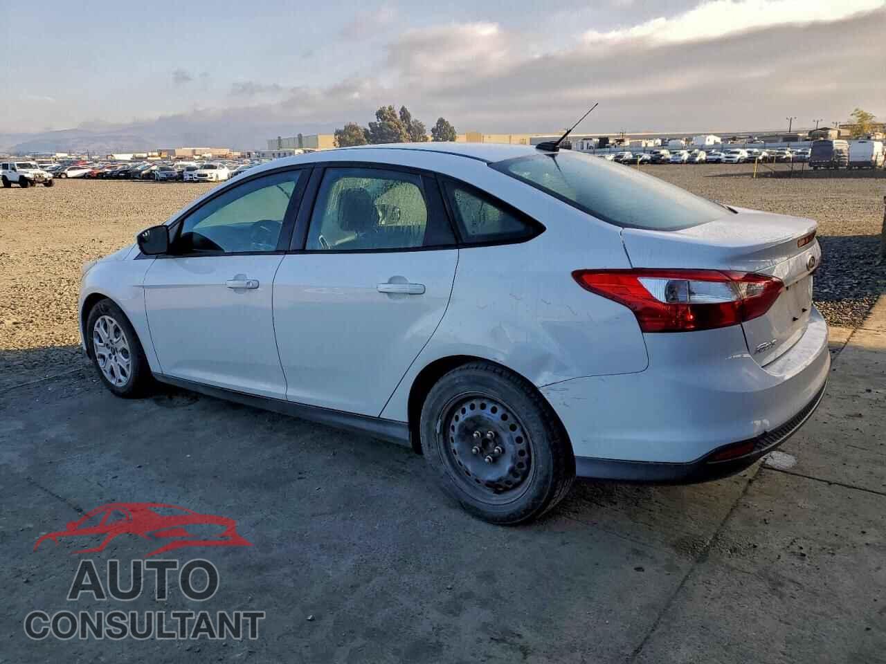 FORD FOCUS 2012 - 1FAHP3F24CL217195